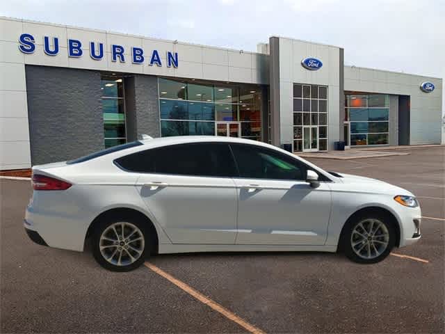 2020 Ford Fusion Hybrid SE 9