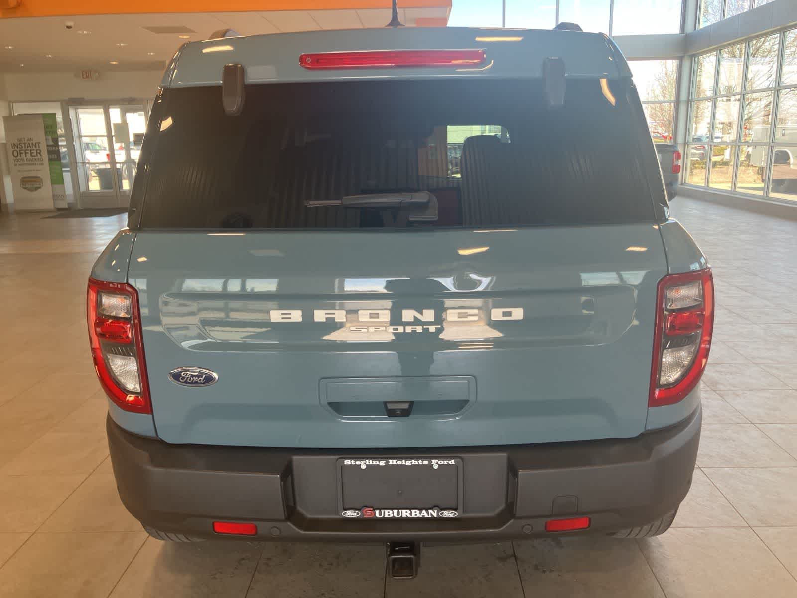 View vehicle photo 6