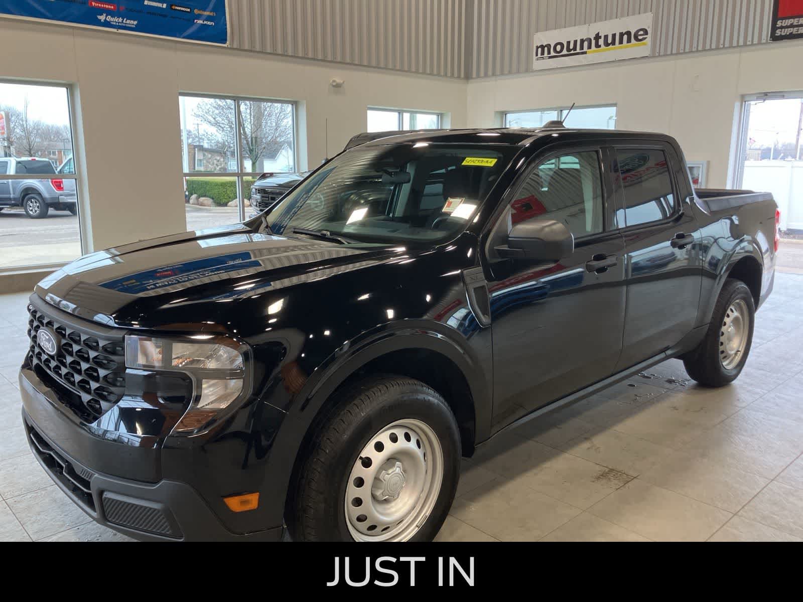 Shadow Black 2025 Ford Maverick XL SuperCrew AWD Pickup Truck All-Wheel Drive 8-Speed Automatic