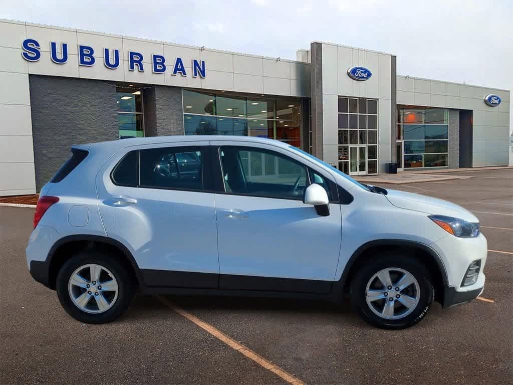 2019 Chevrolet Trax LS 9