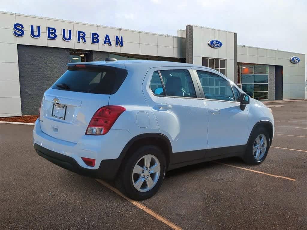 2019 Chevrolet Trax LS 8