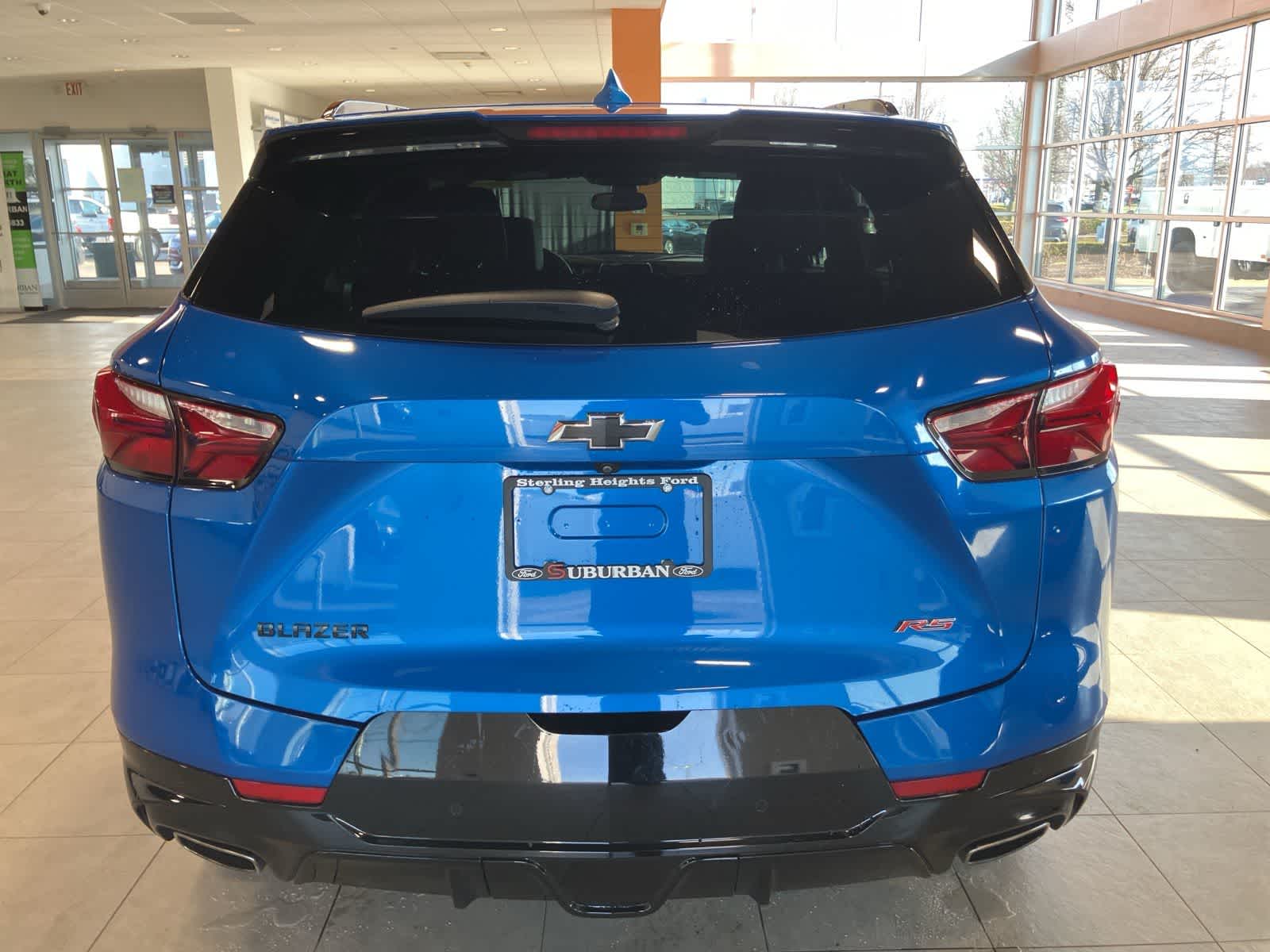 View vehicle photo 6