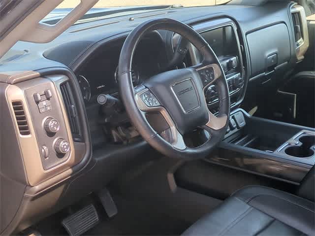 2015 GMC Sierra 1500 Denali 4WD Crew Cab 143.5 10