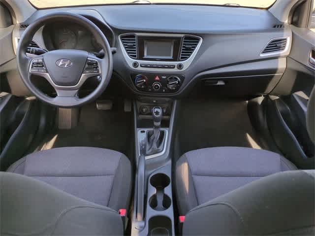 2021 Hyundai Accent SE 14