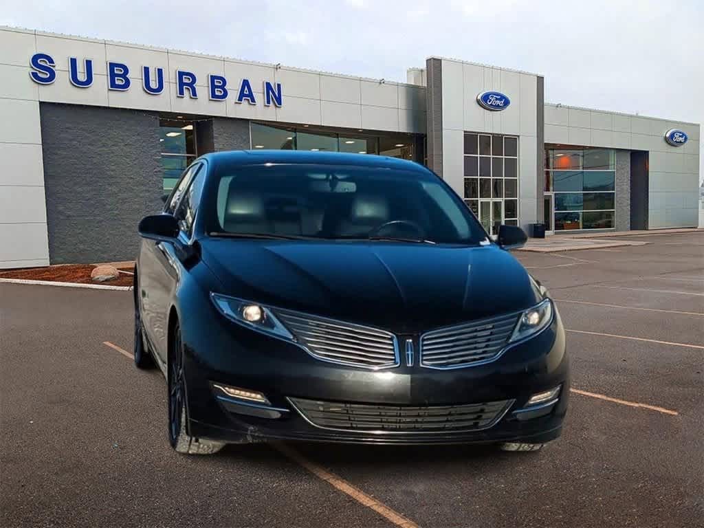 2014 Lincoln MKZ BASE 2