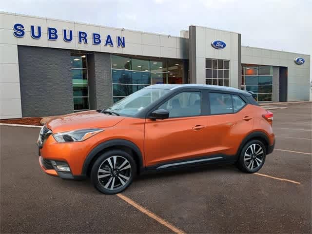 2020 Nissan Kicks SR 4