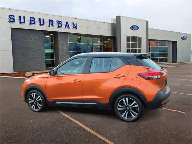 2020 Nissan Kicks SR 6