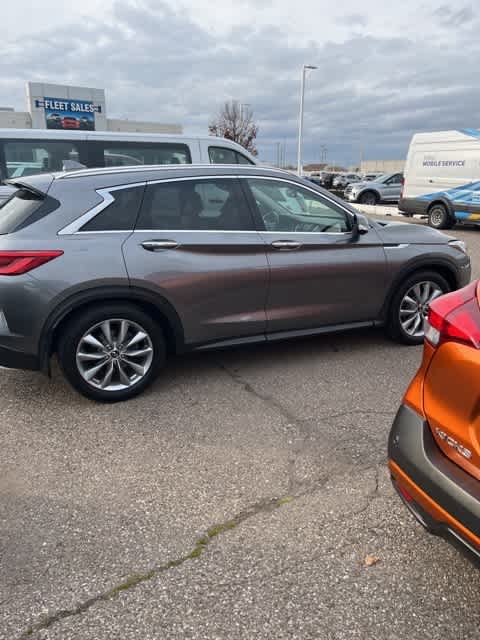 2019 INFINITI QX50 ESSENTIAL 7