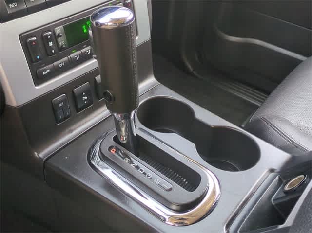 2008 Mercury Mountaineer Premier 31