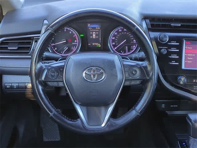 2019 Toyota Camry SE 21