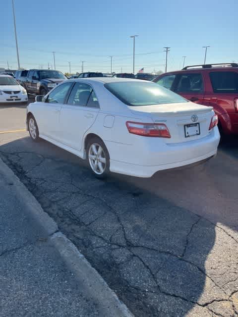 2007 Toyota Camry SE 3