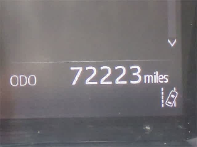 2021 Toyota Camry SE 31