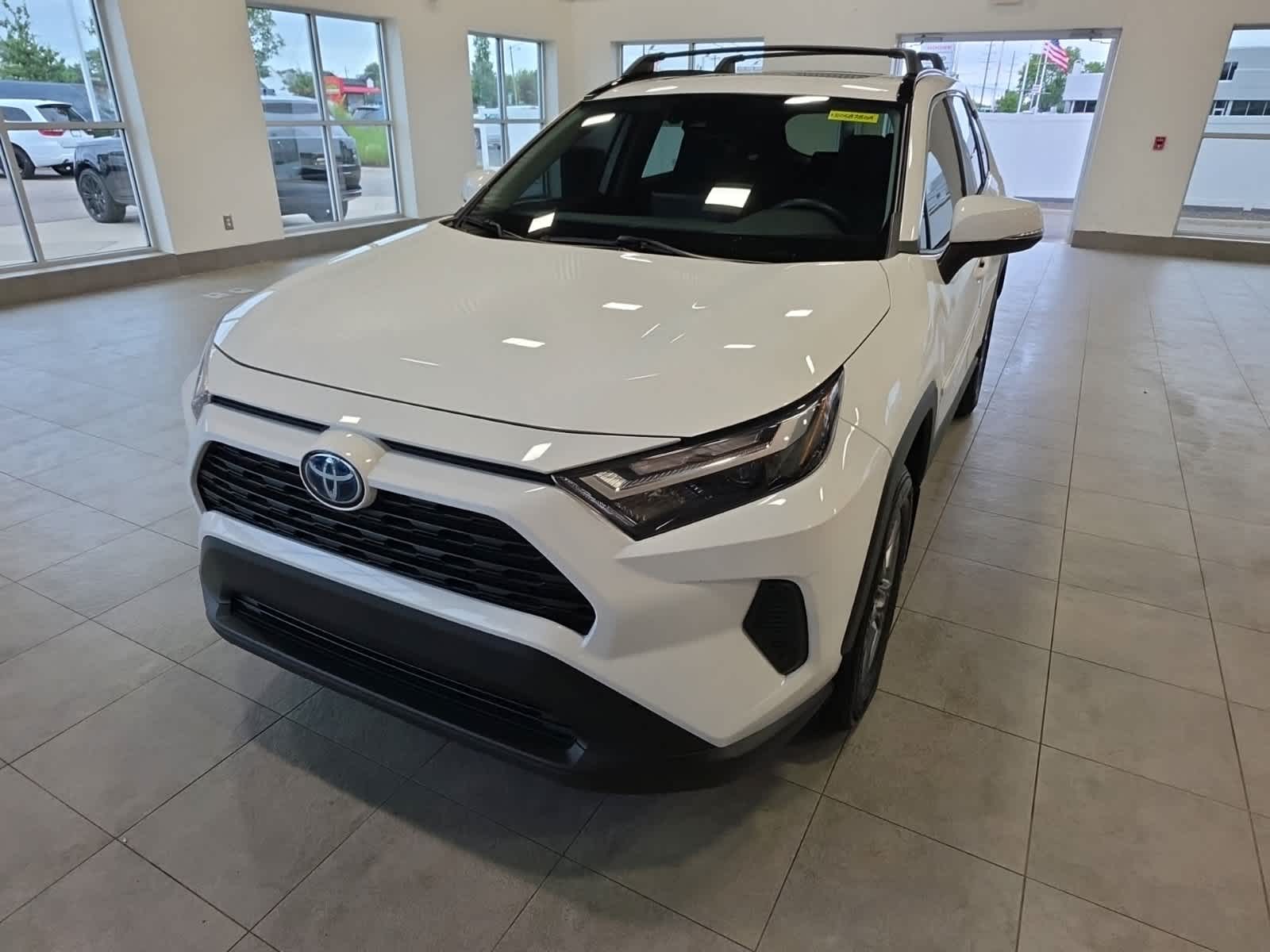 2022 Toyota RAV4 Hybrid XLE