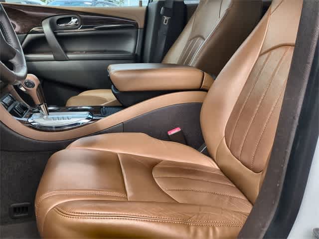 2016 Buick Enclave Leather 16