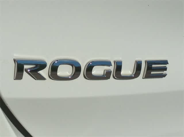 2018 Nissan Rogue S 12