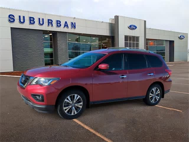 2017 Nissan Pathfinder SL 4