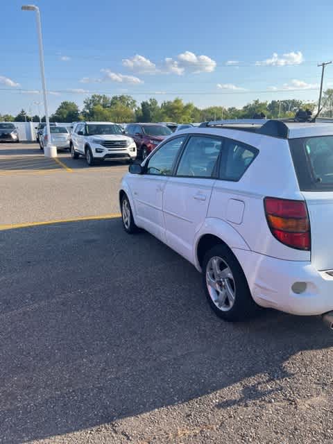 2004 Pontiac Vibe BASE 3