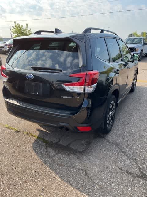 2020 Subaru Forester Premium 7