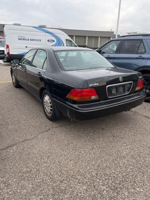 1998 Acura RL Base 2