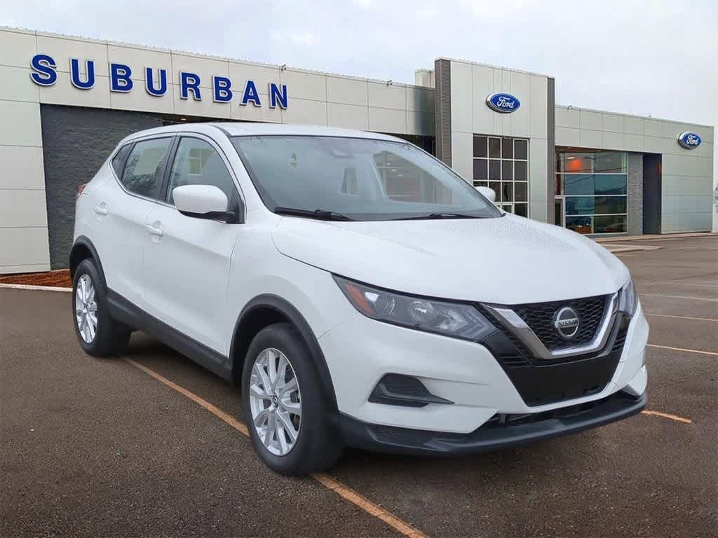 2021 Nissan Rogue Sport S 2