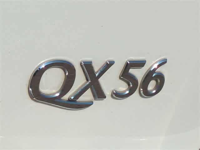 2012 INFINITI QX56 7-passenger 13