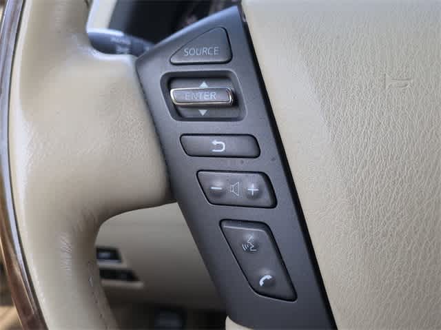 2012 INFINITI QX56 7-passenger 25