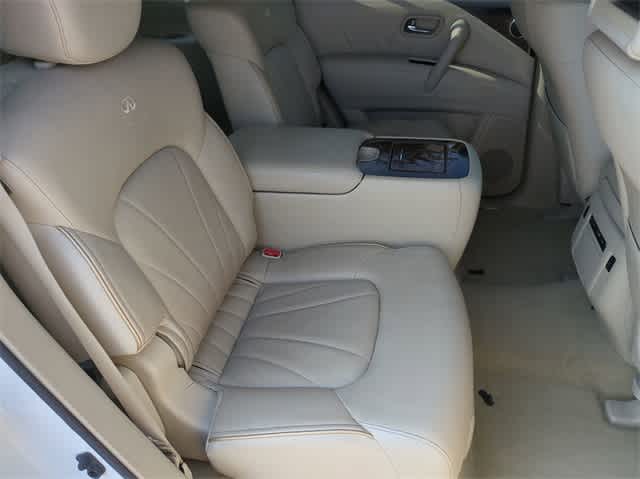 2012 INFINITI QX56 7-passenger 21