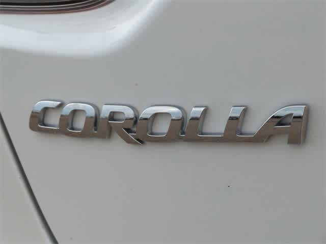 2023 Toyota Corolla Hybrid LE 12