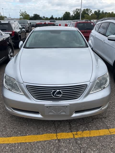 2009 Lexus LS 460  8