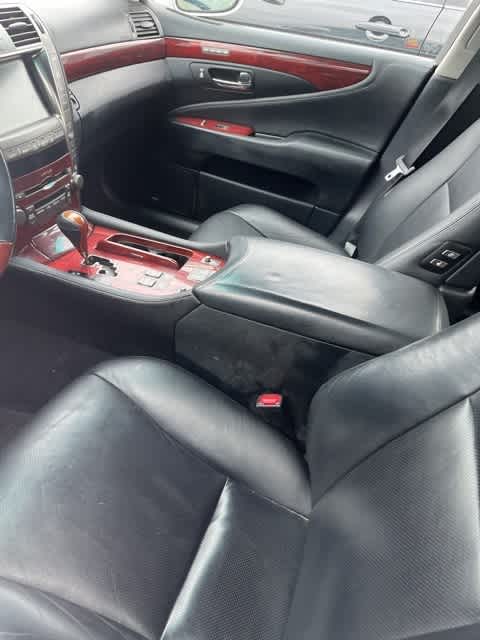 2009 Lexus LS 460  12