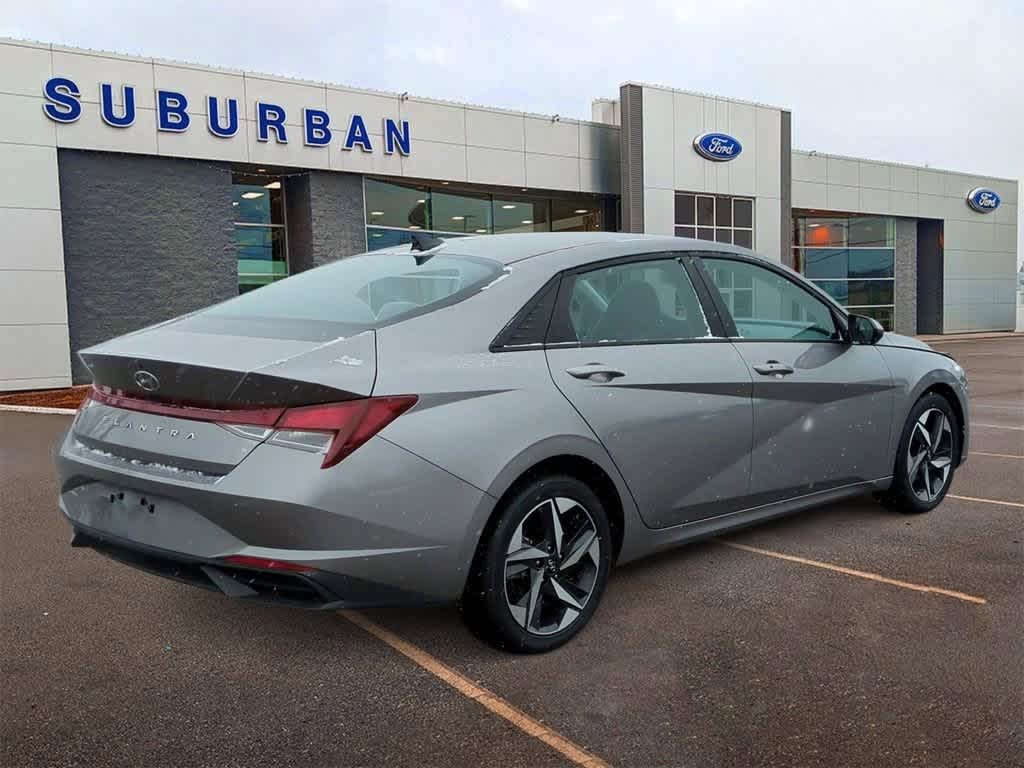 2023 Hyundai Elantra SEL 8