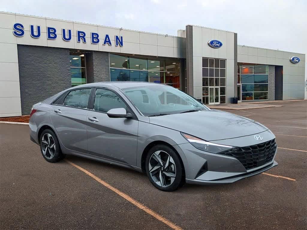 2023 Hyundai Elantra SEL 2