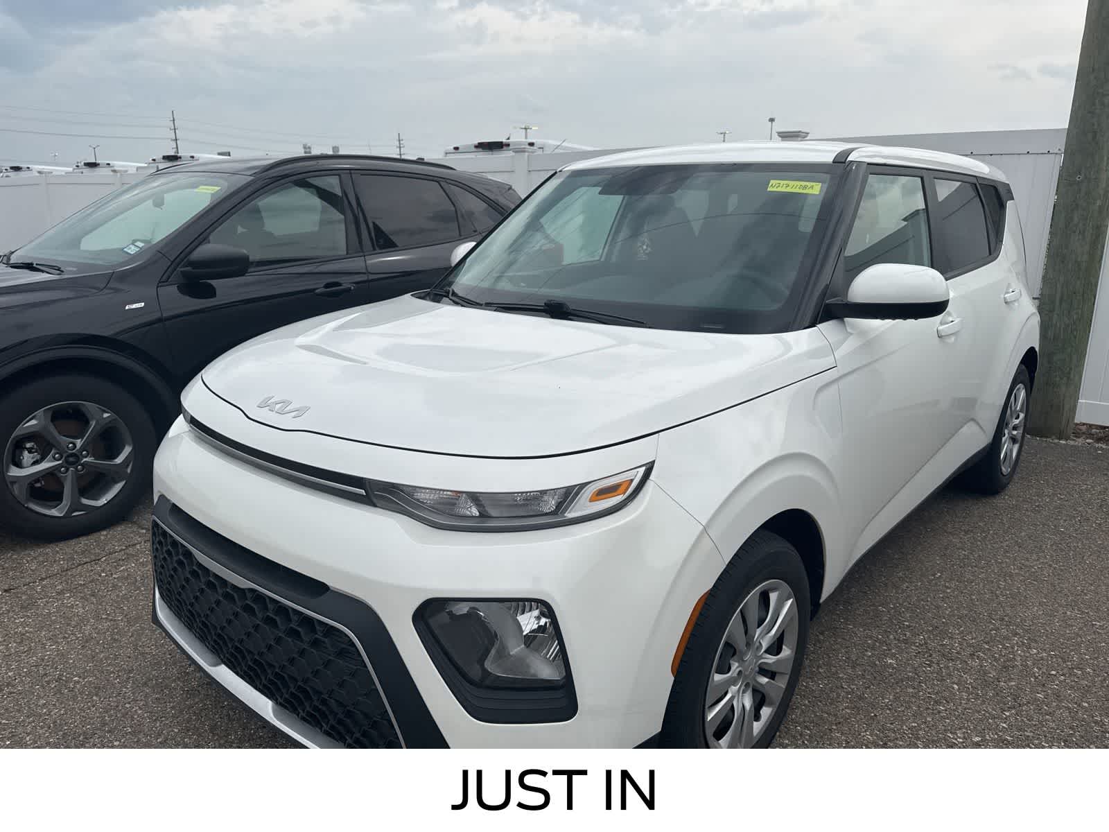 2022 Kia Soul LX FWD