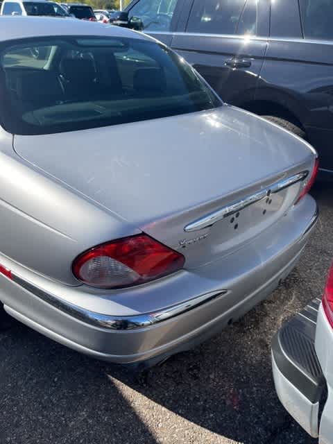 2003 Jaguar X-TYPE 2.5L Auto 2