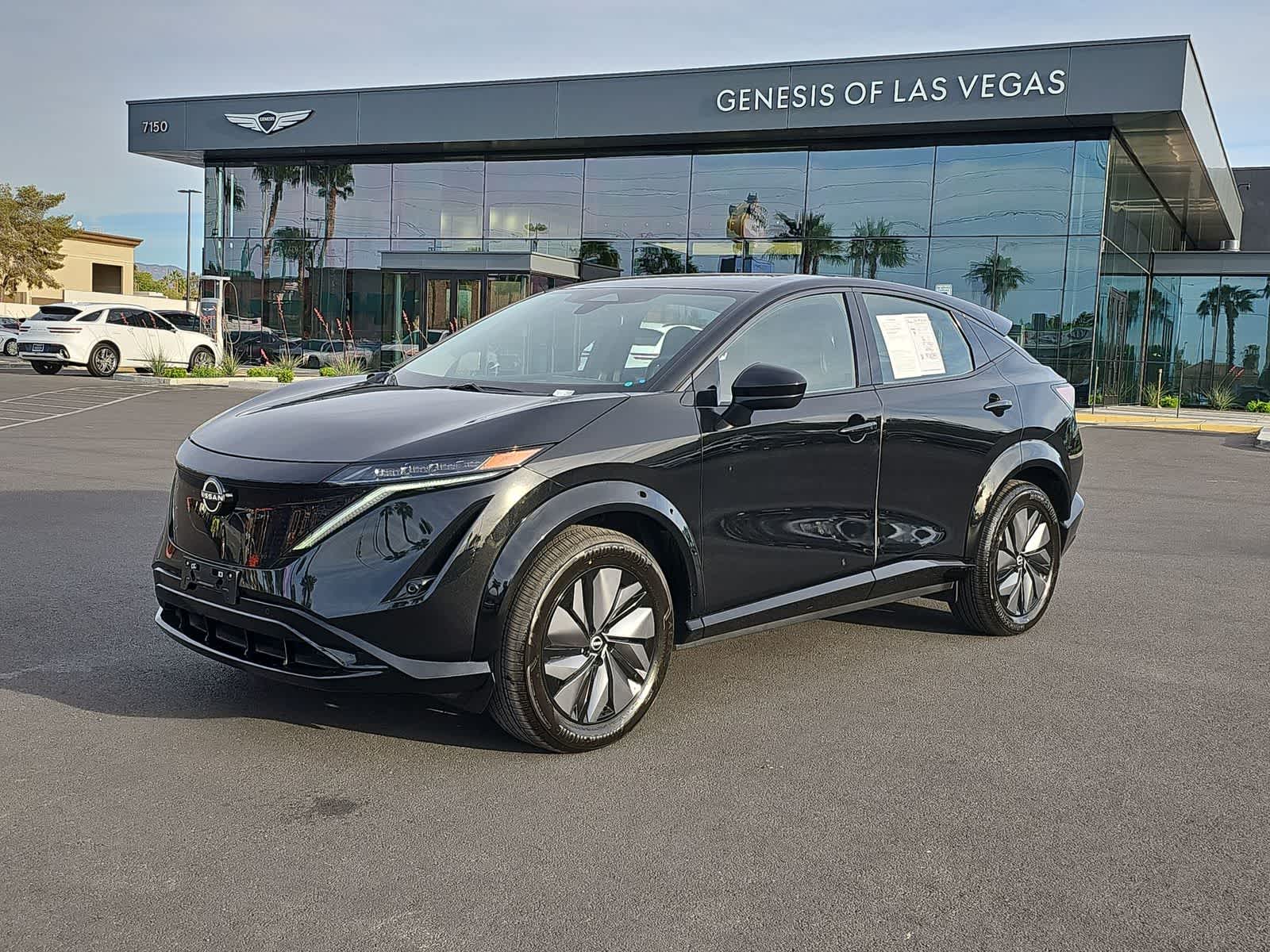 View vehicle photo 4