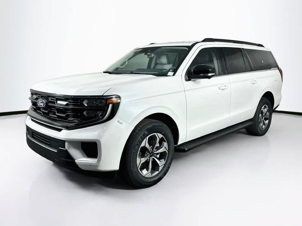 Star White Metallic Tri-Coat 2027 Ford Expedition SUV / Crossover 4X2 Automatic