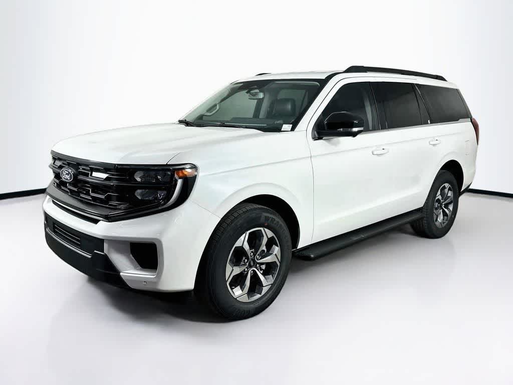 Star White Metallic Tri-Coat 2027 Ford Expedition SUV / Crossover 4X2 Automatic