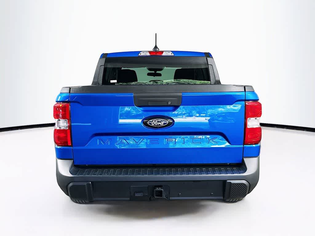 View vehicle photo 5