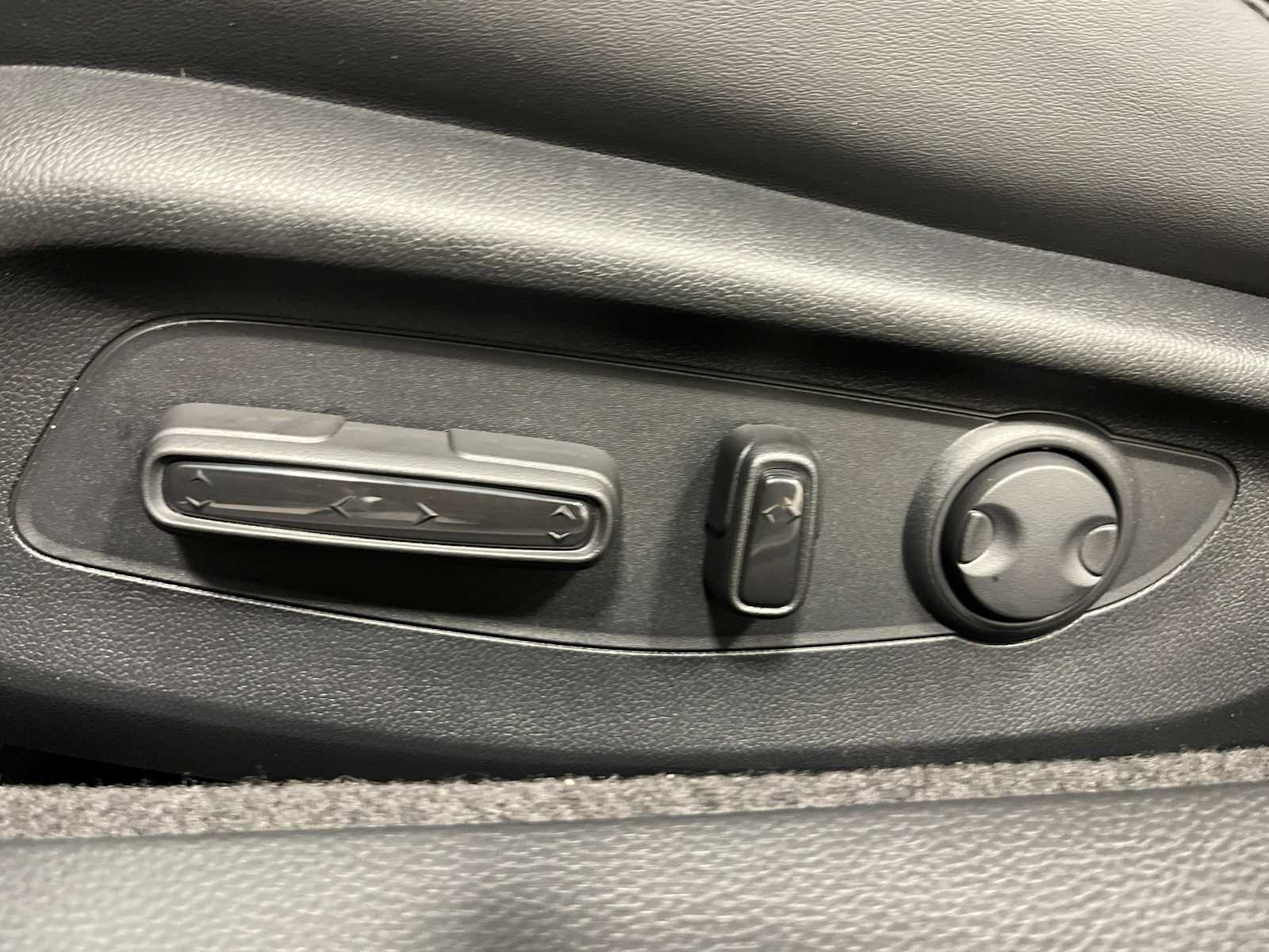 2026 Honda Accord Hybrid Touring - Photo 14