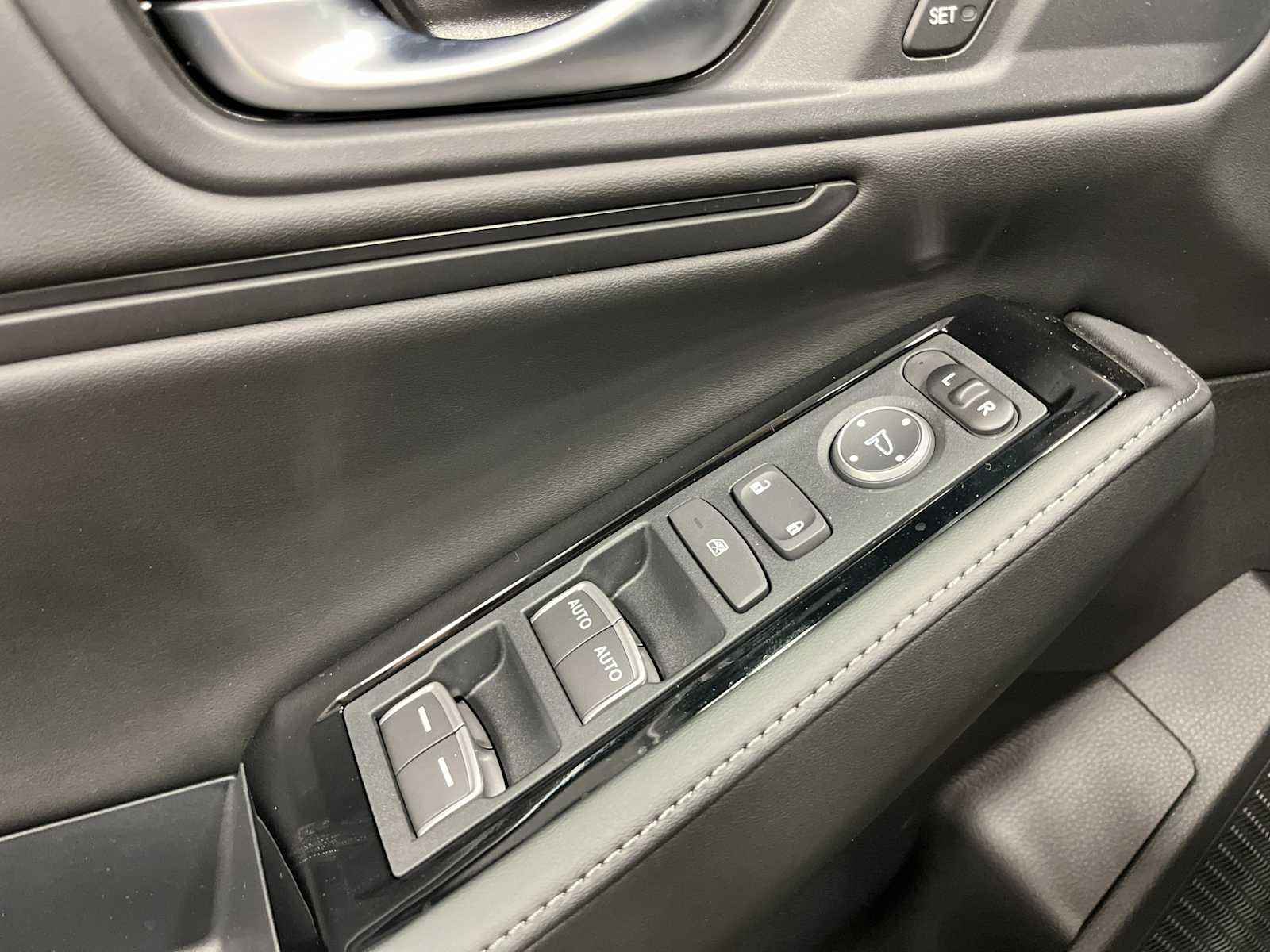 2026 Honda Accord Hybrid Touring - Photo 13
