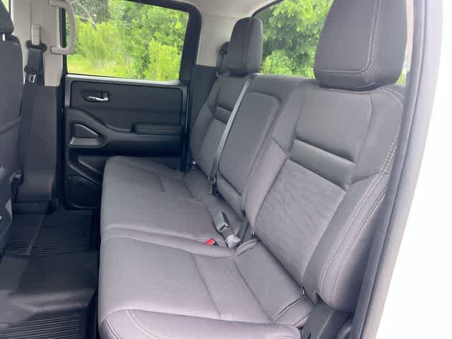2024 Nissan Frontier SV - Photo 14