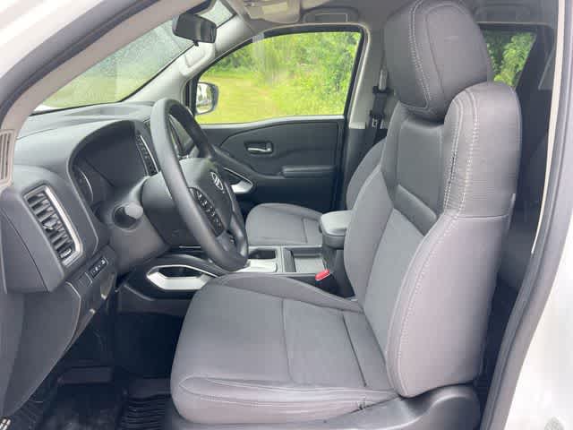 2024 Nissan Frontier SV - Photo 11