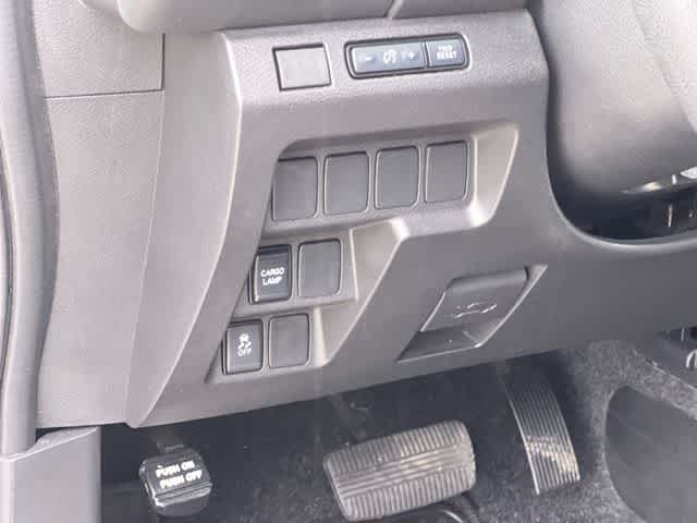 2024 Nissan Frontier SV - Photo 29