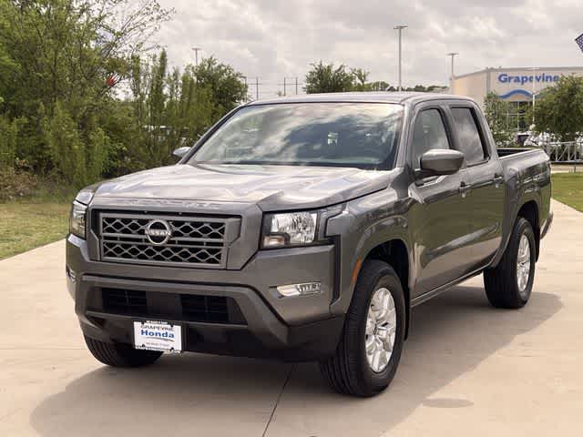 View vehicle photo 2