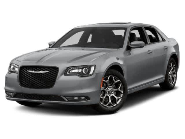 2018 Chrysler 300 S's photo