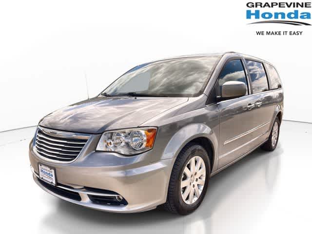 2015 Chrysler Town & Country Touring FWD