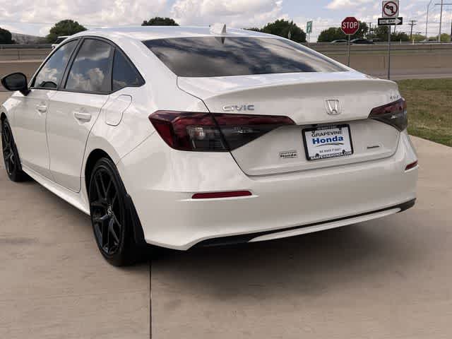 View vehicle photo 5