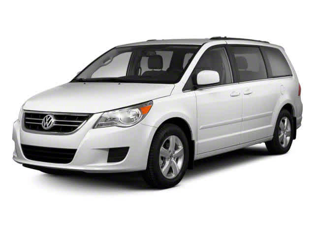 2010 Volkswagen Routan SEL w/RSE & Navigation