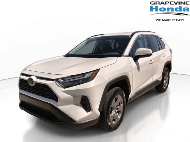 2022 Toyota RAV4 Hybrid XLE