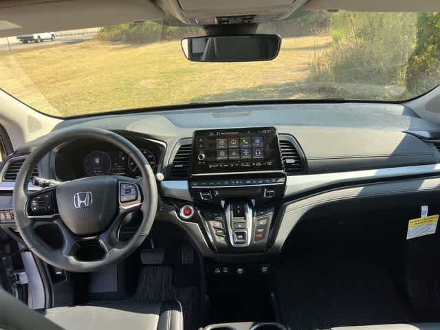 2026 Honda Odyssey Touring - Photo 15